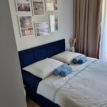 Baltic Waves Baseny Bawialnia Silownia Garaz W Cenie