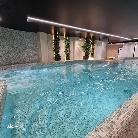 Baltic Waves Baseny Bawialnia Silownia Garaz W Cenie